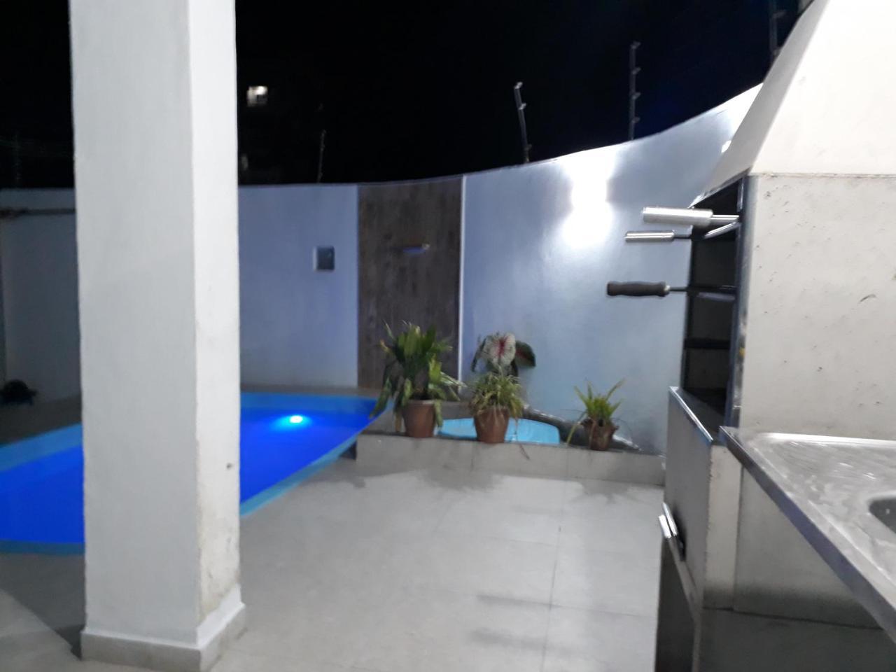 Sunny Apartamentos De 1 E 2 Dormitorios Na Martin De Sa Proximo A Praia Caraguatatuba Εξωτερικό φωτογραφία